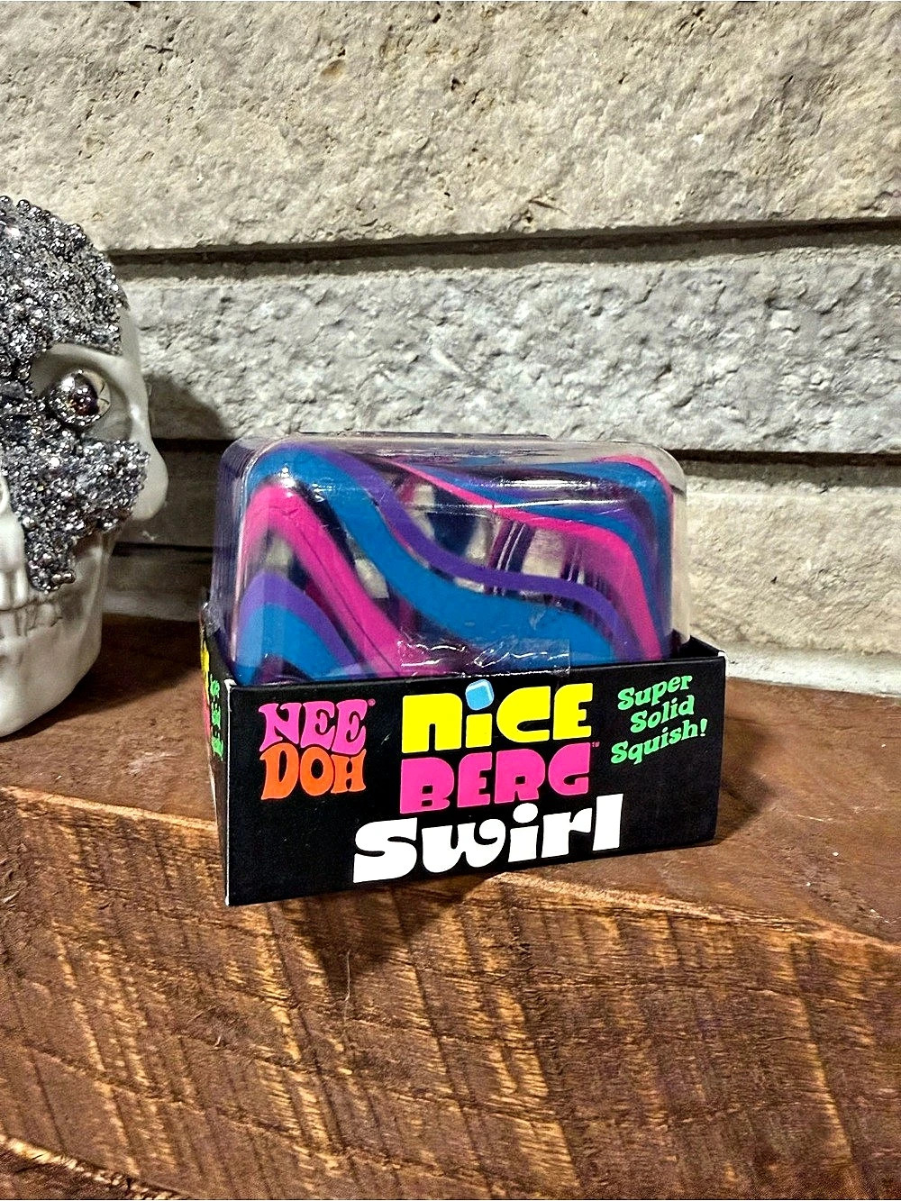 NeeDoh Nice Berg Swirl Fidget Toy Pink & Blue NWT